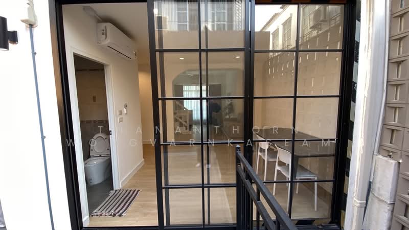 Baan Klang Muang Ladprao-Yothin Phatthana, Bangkok, Soi Baan Klang Muang Ladprao-Yothin Phatthana, Lat Phrao, Lat Phrao, Bangkok, 2 Bedrooms, 180 sqm, Townhouse For Rent, by Thananthorn Wongvarnkaseam, 500217121 - DDproperty.com