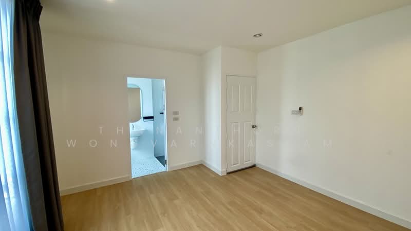 Baan Klang Muang Ladprao-Yothin Phatthana : บ้านกลางเมือง ลาดพร้าว-โยธินพัฒนา, กรุงเทพ, ซอยหมู่บ้านบ้านกลางเมืองลาดพร้าว-โยธินพัฒนา, ลาดพร้าว, ลาดพร้าว, กรุงเทพ, 180 ตร.ม., ทาวน์เฮ้าส์ ให้เช่า, โดย Thananthorn Wongvarnkaseam, 500217121 - DDproperty.com