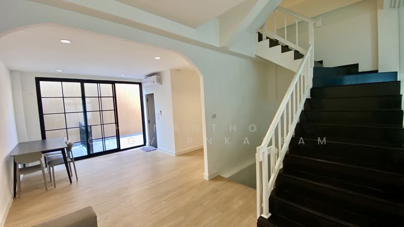 Baan Klang Muang Ladprao-Yothin Phatthana, Bangkok, Soi Baan Klang Muang Ladprao-Yothin Phatthana, Lat Phrao, Lat Phrao, Bangkok, 2 Bedrooms, 180 sqm, Townhouse For Rent, by Thananthorn Wongvarnkaseam, 500217121 - DDproperty.com