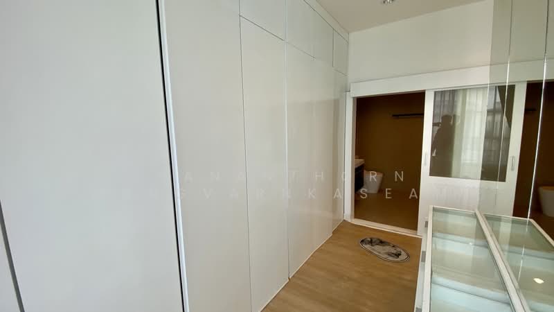 Baan Klang Muang Ladprao-Yothin Phatthana, Bangkok, Soi Baan Klang Muang Ladprao-Yothin Phatthana, Lat Phrao, Lat Phrao, Bangkok, 2 Bedrooms, 180 sqm, Townhouse For Rent, by Thananthorn Wongvarnkaseam, 500217121 - DDproperty.com