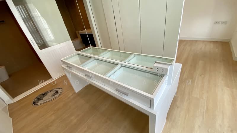 Baan Klang Muang Ladprao-Yothin Phatthana : บ้านกลางเมือง ลาดพร้าว-โยธินพัฒนา, กรุงเทพ, ซอยหมู่บ้านบ้านกลางเมืองลาดพร้าว-โยธินพัฒนา, ลาดพร้าว, ลาดพร้าว, กรุงเทพ, 180 ตร.ม., ทาวน์เฮ้าส์ ให้เช่า, โดย Thananthorn Wongvarnkaseam, 500217121 - DDproperty.com