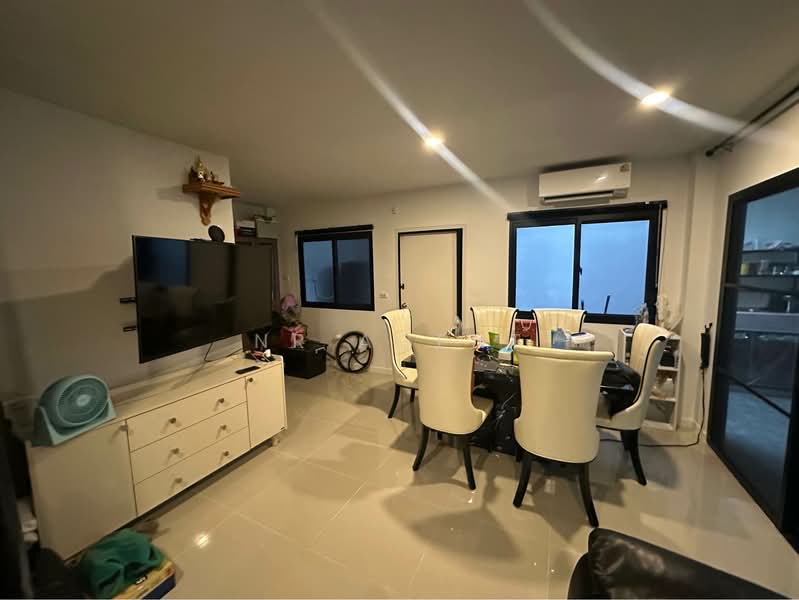 Lumpini Townplace Sukhumvit-Srinakarin, Samut Prakan, Samrong Nua, Muang Samut Prakarn, Samut Prakan, 3 Bedrooms, 163 sqm, Townhouse For Sale, by NR AGENT, 500217135 - DDproperty.com