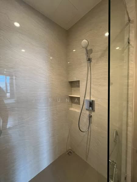 Maru Ekkamai 2, Bangkok, 70-5 Sukhumvit 63 Road, Phra Kanong Nua, Watthana, Bangkok, 1 Bedroom, 30 sqm, Condo For Rent, by Jarunat K, 500217178 - DDproperty.com