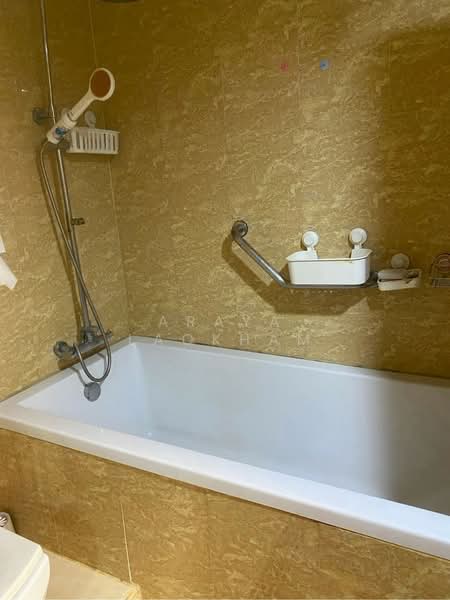 Omni Tower Sukhumvit Nana, Bangkok, 69 Sukhumvit 4 Alley, Khlong Toei, Khlong Toei, Bangkok, 1 Bedroom, 67 sqm, Condo For Rent, by Araya Laokham, 500217200 - DDproperty.com