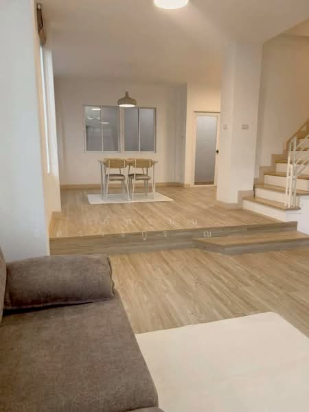 บ้านรื่นฤดี 5 รามอินทรา-หทัยราษฎร์ ถนนหทัยราษฎร์ แขวงบางชัน เขตคลองสามวา กรุงเทพมหานคร, กรุงเทพ, หทัยราษฎร์, บางชัน, คลองสามวา, กรุงเทพ, 123 ตร.ม., ทาวน์เฮ้าส์ ขาย, โดย ภัทรนัน อิศรางกูร ณ อยุธยา, 500217205 - DDproperty.com