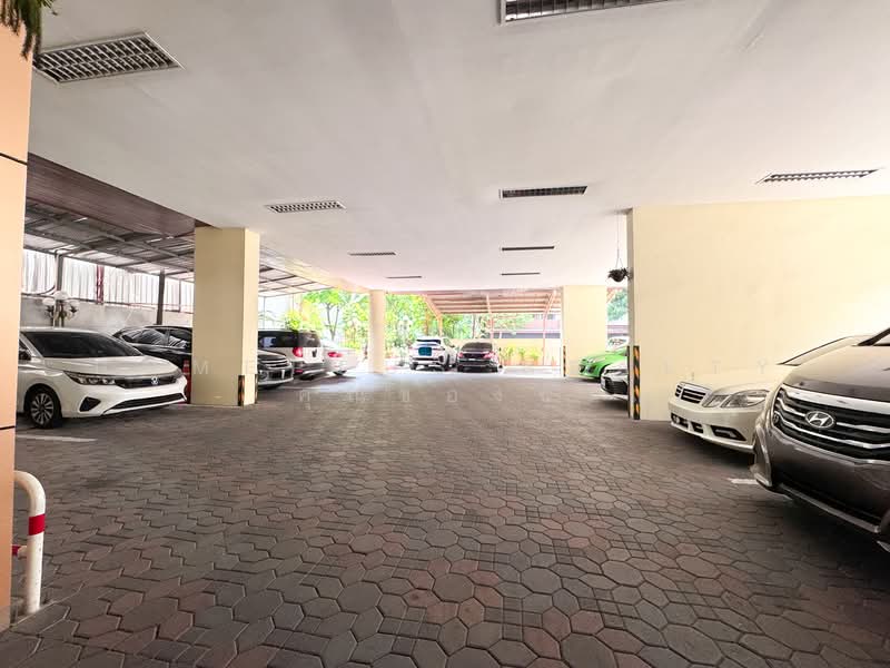 D.H.Grand Tower, Bangkok, Soi Prommit, Khlong Tan Nua, Watthana, Bangkok, 3 Bedrooms, 280 sqm, Condo For Rent, by HOMEPLUS REALTY - คุณของขวัญ, 500217228 - DDproperty.com