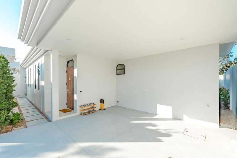 Rungtiva Private Pool Villas, Phuket, Thep Krasattri, Thalang, Phuket, 3 Bedrooms, 341 sqm, Villa For Sale, by Benjawan Smaksman, 500217236 - DDproperty.com