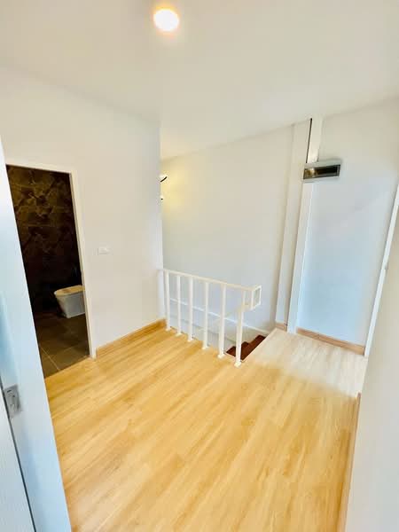 ทาวน์โฮม ติดถนน สนามบินน้ำ-นนทบุรี, Nonthaburi, Tha-Sai, Muang Nonthaburi, Nonthaburi, 3 Bedrooms, 100 sqm, Townhouse For Sale, by NR AGENT, 500217238 - DDproperty.com