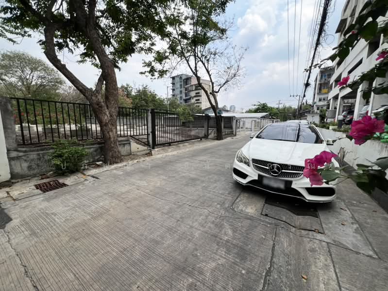 ขาย ที่ดิน ถมแล้ว 250,000/ตร.ว สุขุมวิท 14 ไร่, กรุงเทพ, ประเวศ, ประเวศ, กรุงเทพ, 23,044 ตร.ม., ที่ดิน ขาย, โดย ปภัชญา ธนัตถ์ภรณ์, 500217296 - DDproperty.com