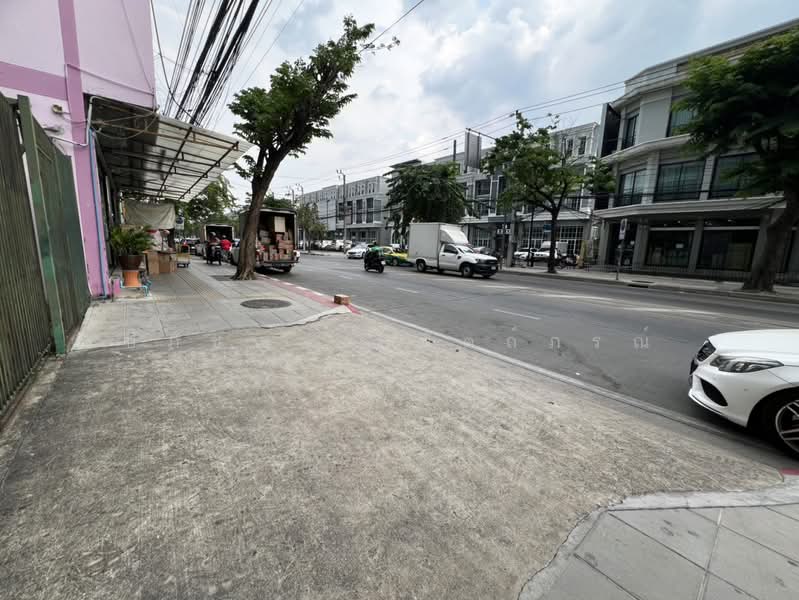 ขาย ที่ดิน ถมแล้ว 250,000/ตร.ว สุขุมวิท 14 ไร่, กรุงเทพ, ประเวศ, ประเวศ, กรุงเทพ, 23,044 ตร.ม., ที่ดิน ขาย, โดย ปภัชญา ธนัตถ์ภรณ์, 500217296 - DDproperty.com