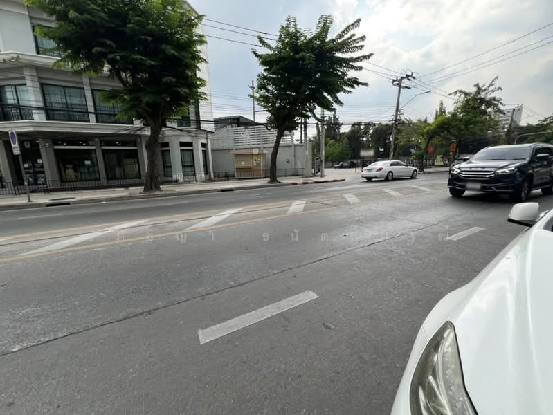 ขาย ที่ดิน ถมแล้ว 250,000/ตร.ว สุขุมวิท 14 ไร่, กรุงเทพ, ประเวศ, ประเวศ, กรุงเทพ, 23,044 ตร.ม., ที่ดิน ขาย, โดย ปภัชญา ธนัตถ์ภรณ์, 500217296 - DDproperty.com