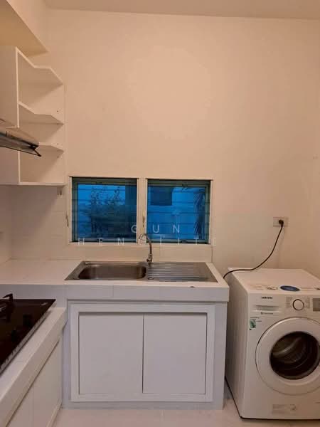 Mantana Onnut-Wongwaen, Bangkok, Sukhaphiban 2 Road, Dok Mai, Prawet, Bangkok, 3 Bedrooms, 268 sqm, Single Detached House For Sale, by Gun Henglite , 500217304 - DDproperty.com