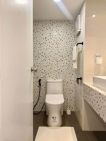 J.C. Hill Place Condominium, Chiang Mai, 114 Moo 1, Khlong Chonlaprathan Road, Chang Phuak, Muang Chiang Mai, Chiang Mai, 1 Bedroom, 28 sqm, Condo For Sale, by Aonanong Tajakhod, 500217339 - DDproperty.com