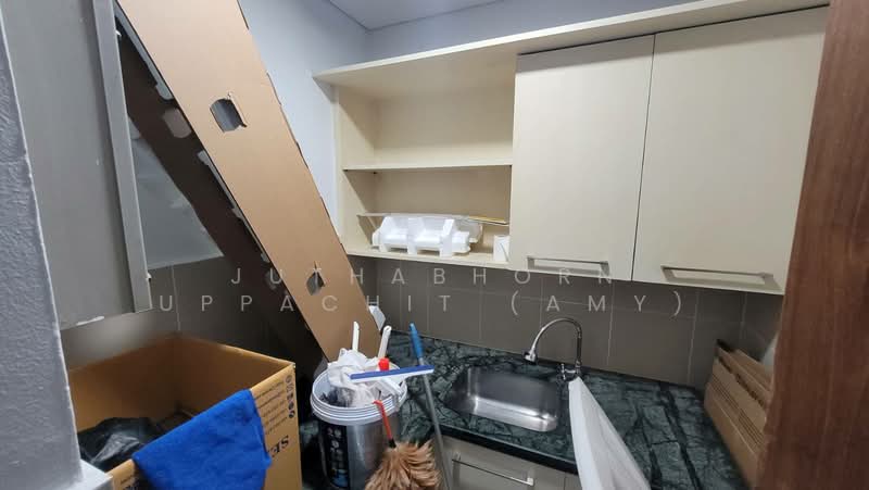 The Lakes, Bangkok, 123 Ratchadaphisek Road, Khlong Toei, Khlong Toei, Bangkok, 2 Bedrooms, 109 sqm, Condo For Rent, by Juthabhorn Uppachit (Amy), 500217372 - DDproperty.com