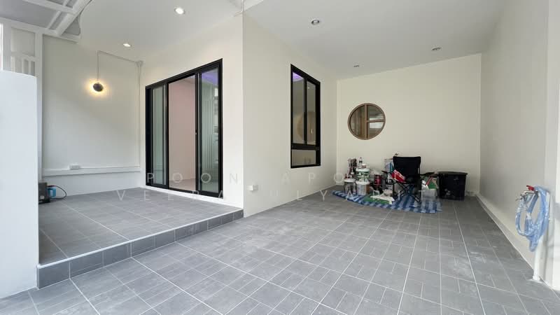 Moobaan Nattakan Phetkasem 112, Bangkok, Soi Petchkasem 112, Nong Kang Plu, Nong Khaem, Bangkok, 4 Bedrooms, 144 sqm, Townhouse For Sale, by Poonyaporn Veerabulyarit, 500217398 - DDproperty.com