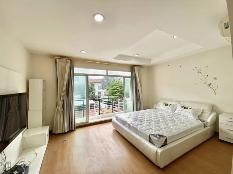 Urbanion Rama 9-Wongwaen, Bangkok, 80 Krungthep Kreetha Road, Saphan Sung, Saphan Sung, Bangkok, 3 Bedrooms, 180 sqm, Townhouse For Rent, by NR AGENT, 500217406 - DDproperty.com