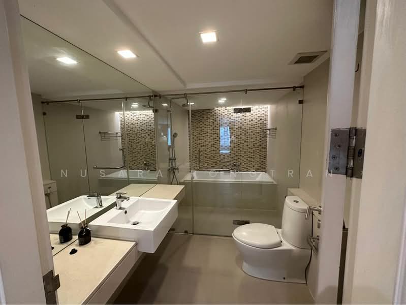 Le Nice Ekamai, Bangkok, Sukhumvit 63 Road, Phra Kanong Nua, Watthana, Bangkok, 3 Bedrooms, 100 sqm, Condo For Rent, by Nusara Rongtran, 500217419 - DDproperty.com
