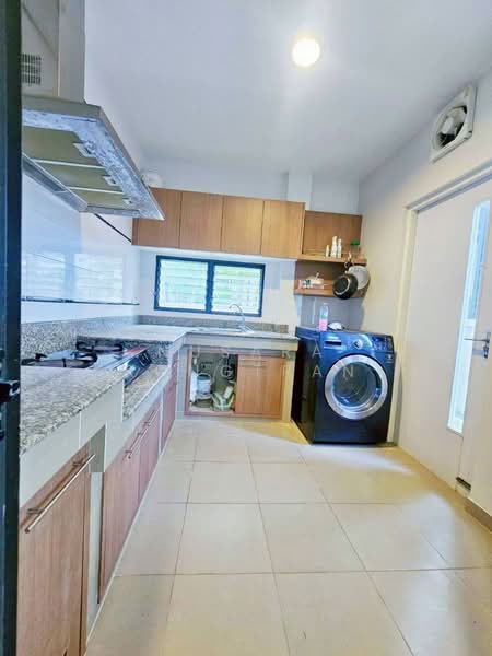 Mantana Lake Watcharapol, Bangkok, Sukhaphiban 5 Road, O-Ngoen, Sai Mai, Bangkok, 4 Bedrooms, 360 sqm, Single Detached House For Rent, by Nusara Rongtran, 500217432 - DDproperty.com