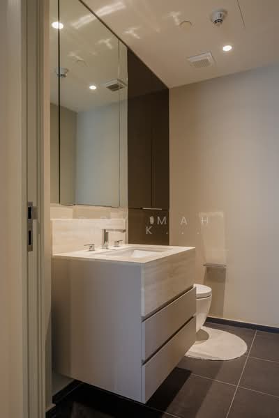 185 Rajadamri, Bangkok, 185 Rajadamri Road, Lumphini, Pathum Wan, Bangkok, 4 Bedrooms, 387 sqm, Condo For Sale, by Eddy Mah Wei Keat (Woody), 500217451 - Powder Room - DDproperty.com