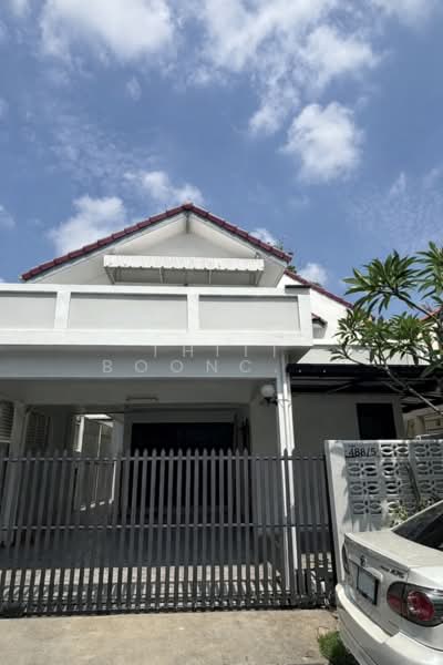 ให้เช่า - บ้านเดี่ยว ใกล้โรงเรียนนานาชาติ KIS ห้วยขวาง, กรุงเทพ