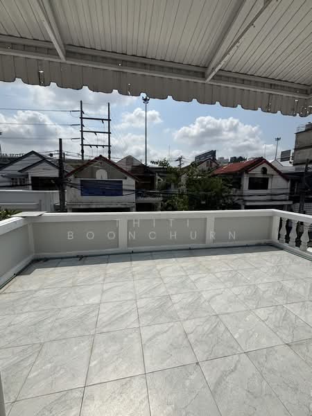 ให้เช่า - บ้านเดี่ยว ใกล้โรงเรียนนานาชาติ KIS ห้วยขวาง, กรุงเทพ