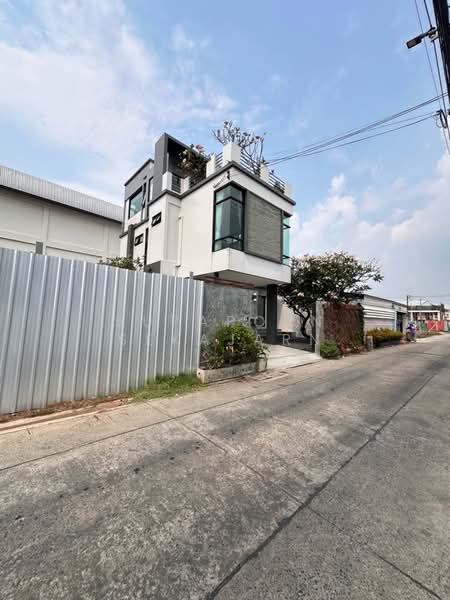 บ้านเดี่ยวสร้างเอง ลาดพร้าว 80, กรุงเทพ, วังทองหลาง, วังทองหลาง, กรุงเทพ, 300 ตร.ม., บ้านเดี่ยว ให้เช่า, โดย Supaporn Sekajarn, 500217466 - DDproperty.com