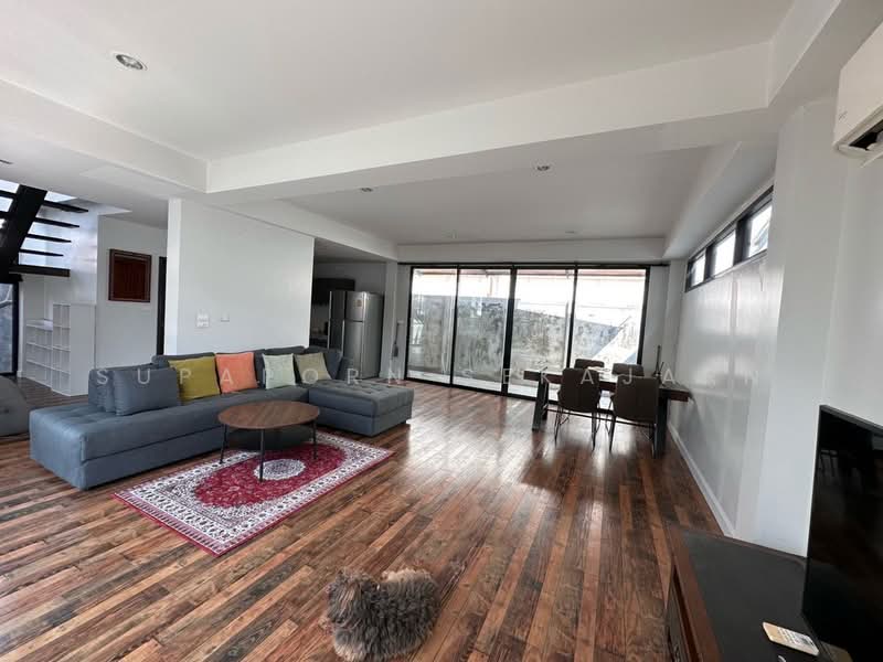 บ้านเดี่ยวสร้างเอง ลาดพร้าว 80, Bangkok, Wang Thonglang, Wang Thonglang, Bangkok, 3 Bedrooms, 300 sqm, Single Detached House For Rent, by Supaporn Sekajarn, 500217466 - DDproperty.com