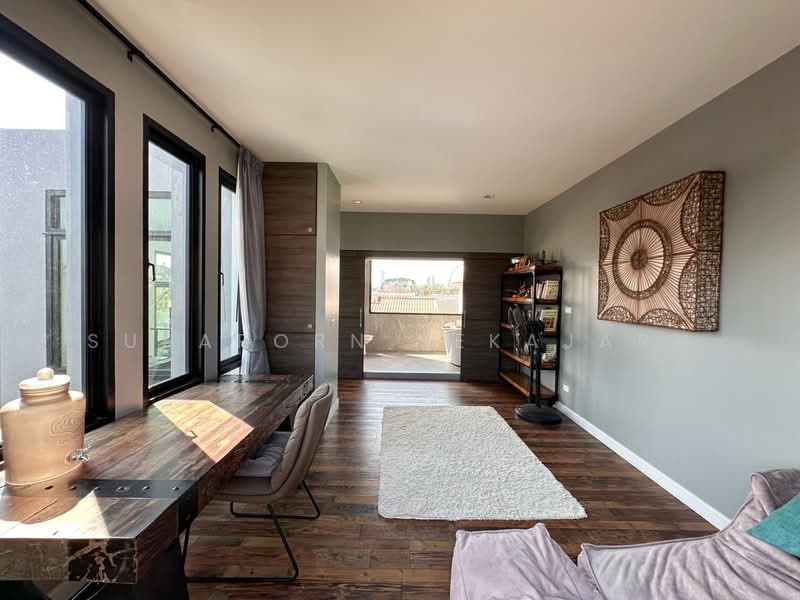 บ้านเดี่ยวสร้างเอง ลาดพร้าว 80, Bangkok, Wang Thonglang, Wang Thonglang, Bangkok, 3 Bedrooms, 300 sqm, Single Detached House For Rent, by Supaporn Sekajarn, 500217466 - DDproperty.com