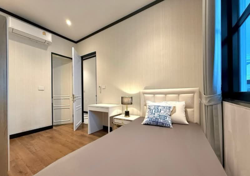 Maison Blanche – Sukhumvit 67, Bangkok, 59 Soi Sukhumvit 67, Phra Kanong Nua, Watthana, Bangkok, 4 Bedrooms, 244 sqm, Single Detached House For Rent, by Airada Parasarn, 500217518 - DDproperty.com