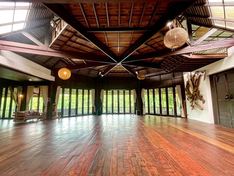 For Rent/Sale Unique Wooden Villa with Pool & Garden for Rent/Sale in Mae Rim, Chiang Mai. Near Prem, Chiang Mai, Muang Kaeo, Mae Rim, Chiang Mai, 4 Bedrooms, 800 sqm, Villa For Rent, by Sirinrat Maneerat, 500217519 - DDproperty.com