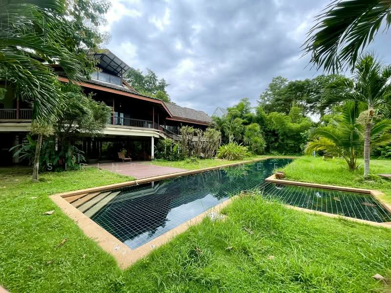 For Rent/Sale Unique Wooden Villa with Pool & Garden for Rent/Sale in Mae Rim, Chiang Mai. Near Prem, Chiang Mai, Muang Kaeo, Mae Rim, Chiang Mai, 4 Bedrooms, 800 sqm, Villa For Rent, by Sirinrat Maneerat, 500217519 - DDproperty.com