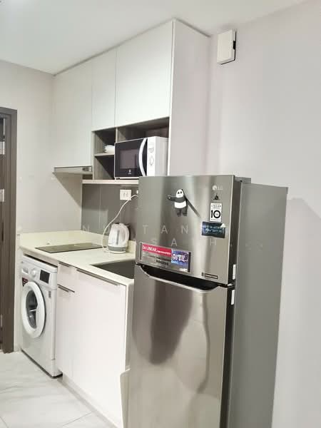 IDEO Mobi Asoke, Bangkok, New Petchaburi Road, Bang Kapi, Huai Khwang, Bangkok, 1 Bedroom, 35 sqm, Condo For Rent, by Nuttanun Weerasathapanakul, 500217532 - DDproperty.com