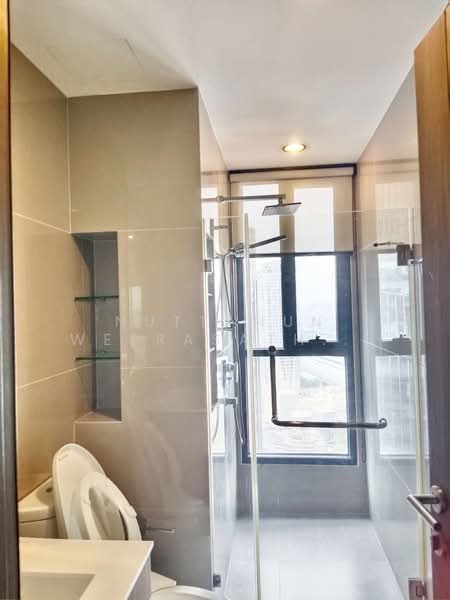 IDEO Mobi Asoke, Bangkok, New Petchaburi Road, Bang Kapi, Huai Khwang, Bangkok, 1 Bedroom, 35 sqm, Condo For Rent, by Nuttanun Weerasathapanakul, 500217532 - DDproperty.com