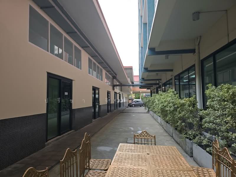 Comercial space for service office ground floor about 50-70 sq m., high ceiling near Saphan Khwai, Bangkok, พหลโยธิน, Samsen Nai, Phaya Thai, Bangkok, , 70 sqm, Office Space For Rent, by ปรีชา จิตต์สมนึก, 500217539 - DDproperty.com