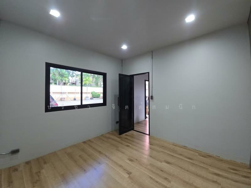 พื้นที่เช่าชั้นล่าง 50-70 modern ใกล้สะพานควาย ที่จอดรถเพียบ, กรุงเทพ, พหลโยธิน, สามเสนใน, พญาไท, กรุงเทพ, 70 ตร.ม., สำนักงาน ให้เช่า, โดย ปรีชา จิตต์สมนึก, 500217539 - DDproperty.com