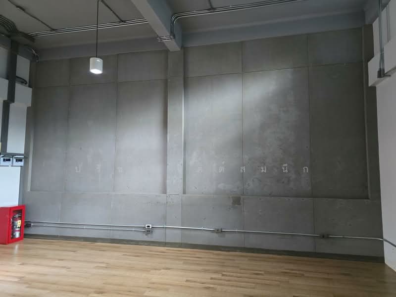 Comercial space for service office ground floor about 50-70 sq m., high ceiling near Saphan Khwai, Bangkok, พหลโยธิน, Samsen Nai, Phaya Thai, Bangkok, , 70 sqm, Office Space For Rent, by ปรีชา จิตต์สมนึก, 500217539 - DDproperty.com