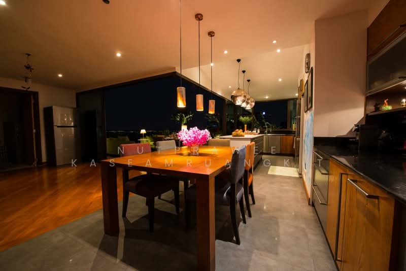 Moon Tower, Bangkok, Soi Sukhumvit 59, Khlong Tan Nua, Watthana, Bangkok, 5 Bedrooms, 531 sqm, Condo For Rent, by Nutprawee Kaseamruangkit, 500217541 - DDproperty.com