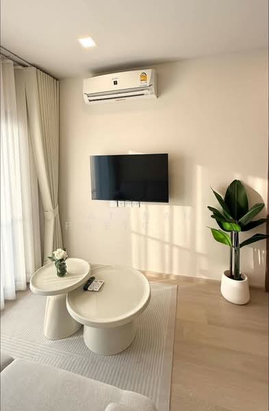 Life Phahon-Ladprao, Bangkok, 996 Phahonyothin Road, Jom Phon, Chatuchak, Bangkok, 1 Bedroom, 35 sqm, Condo For Rent, by Yatinan Phetchanchai, 500217542 - DDproperty.com