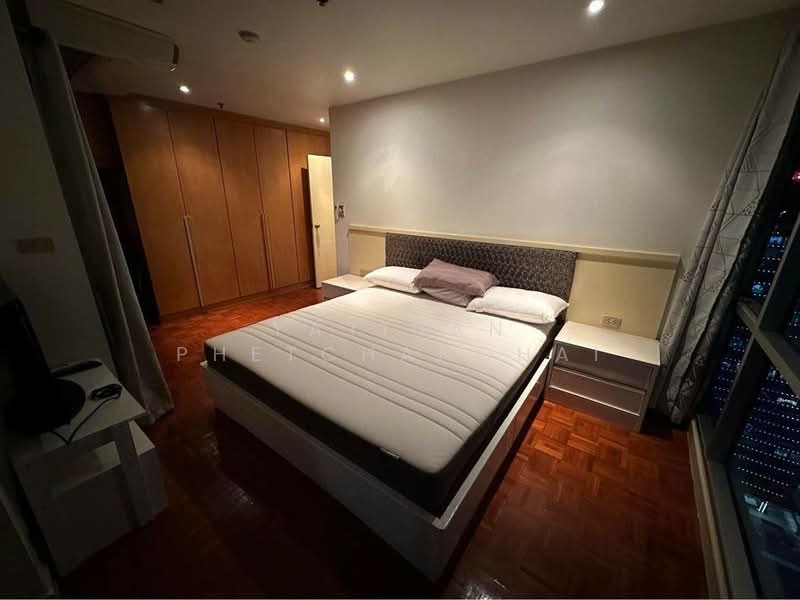 Silom Suite, Bangkok, Soi Sathorn 12, Sathorn Road, Silom, Bang Rak, Bangkok, 2 Bedrooms, 70 sqm, Condo For Rent, by Yatinan Phetchanchai, 500217545 - DDproperty.com