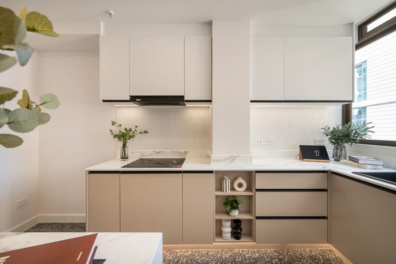 Top View Tower, Bangkok, Soi Sukhumvit 59, Khlong Tan Nua, Watthana, Bangkok, 2 Bedrooms, 82 sqm, Condo For Sale, by Sichon Jiraworakitbancha, 500217557 - DDproperty.com