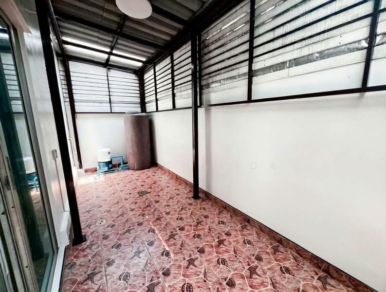 เดอะ คอนเนค แจ้งวัฒนะ 1 : The Connect Chaengwattana 1, นนทบุรี, บ้านใหม่, ปากเกร็ด, นนทบุรี, 58 ตร.ม., ทาวน์เฮ้าส์ ขาย, โดย Yui Chalida, 500217561 - DDproperty.com