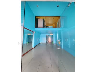 ขาย - อาคารพาณิชย์ ติดถนนพระยาสุเรนทร์ บางชัน คลองสามวา กรุเทพฯ10510, กรุงเทพ