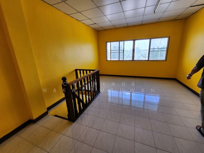 อาคารพาณิชย์ ติดถนนพระยาสุเรนทร์ บางชัน คลองสามวา กรุเทพฯ10510, Bangkok, รามอินทรา109, Bang Chun, Khlong Sam Wa, Bangkok, , 220 sqm, Shophouse For Sale, by Chonlada Nakasemsuwan, 500217616 - DDproperty.com