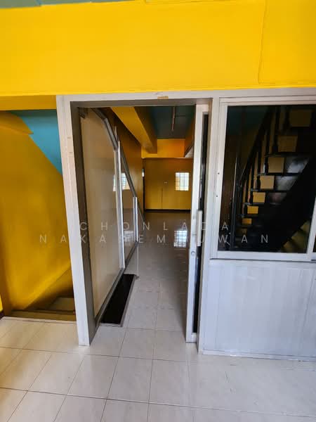 อาคารพาณิชย์ ติดถนนพระยาสุเรนทร์ บางชัน คลองสามวา กรุเทพฯ10510, Bangkok, รามอินทรา109, Bang Chun, Khlong Sam Wa, Bangkok, , 220 sqm, Shophouse For Sale, by Chonlada Nakasemsuwan, 500217616 - DDproperty.com