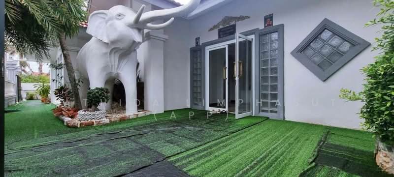 Baan Koon Suk 1, Chon Buri (Pattaya), Bang Sa-re, Sattahip, Chon Buri (Pattaya), 5 Bedrooms, 222 sqm, Villa For Sale, by Sathida Limphasut (App), 500217693 - DDproperty.com