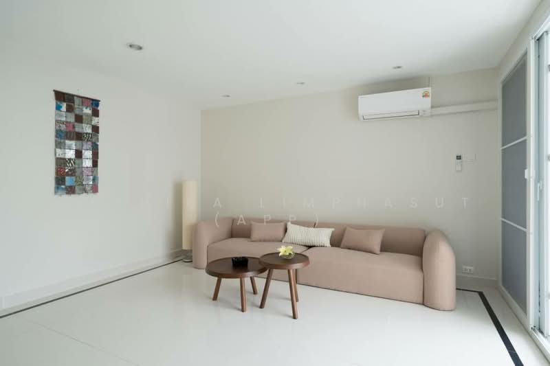 Somphong Condotel, Chon Buri (Pattaya), Soi Na Jomtien 24, Na Chom Thian, Sattahip, Chon Buri (Pattaya), 4 Bedrooms, 361 sqm, Condo For Rent, by Sathida Limphasut (App), 500217709 - DDproperty.com