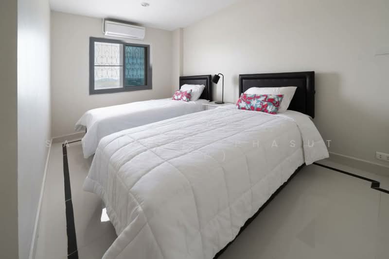 Somphong Condotel, Chon Buri (Pattaya), Soi Na Jomtien 24, Na Chom Thian, Sattahip, Chon Buri (Pattaya), 4 Bedrooms, 361 sqm, Condo For Rent, by Sathida Limphasut (App), 500217709 - DDproperty.com