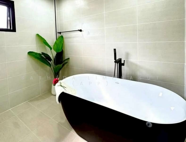 Pattaya Park Hill, Chon Buri (Pattaya), Na Kloe, Bang Lamung (Pattaya), Chon Buri (Pattaya), 4 Bedrooms, 220 sqm, Single Detached House For Sale, by Sathida Limphasut (App), 500217712 - DDproperty.com