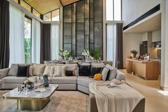 Wisdom First Residence : วิสดอม เฟิร์ส เรสซิเด้นซ์, ชลบุรี
