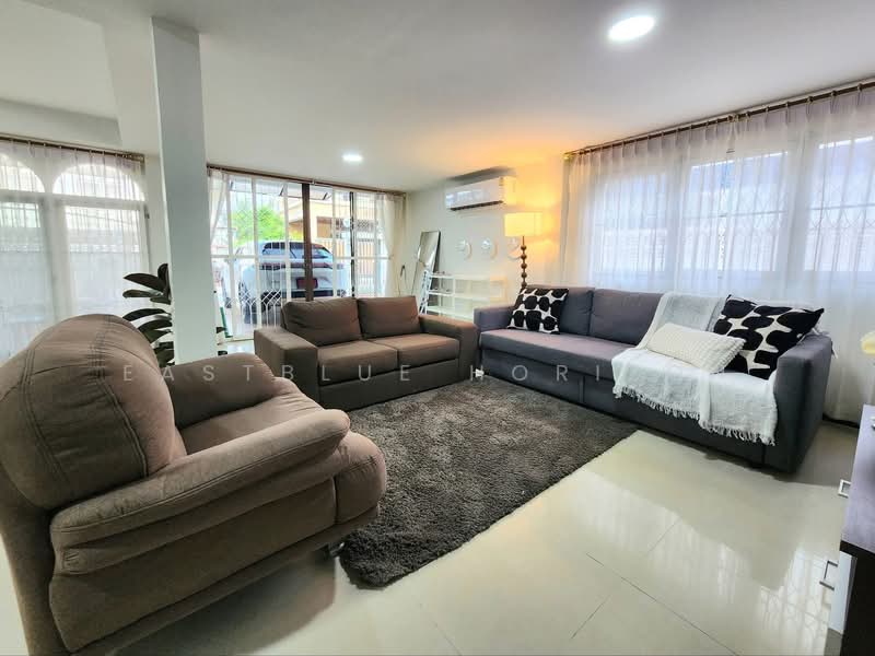 House area Huaikwang, Bangkok, Din Daeng, Din Daeng, Bangkok, 6 Bedrooms, 380 sqm, Single Detached House For Rent, by Eastblue Horizon, 500217962 - DDproperty.com